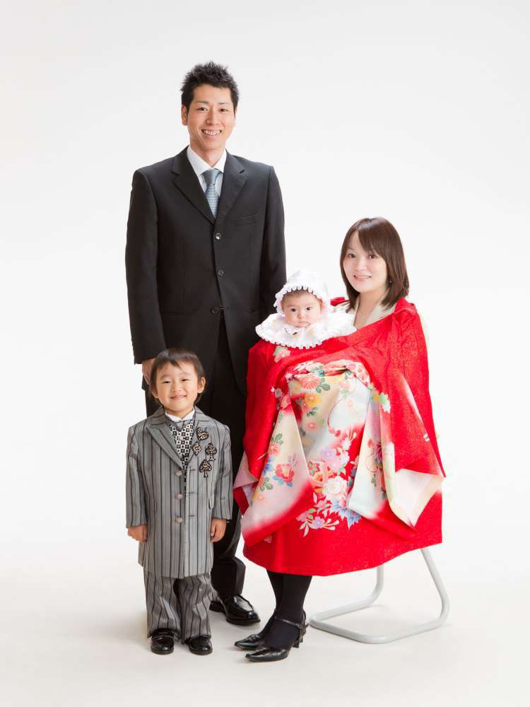 お宮参り 百日記念は写真館スタジオエースで お宮参り 百日記念は写真館スタジオエースで